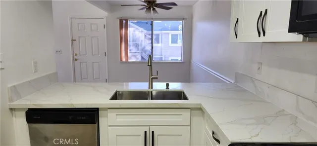 $325,000 | 713 Walnut Drive, Lake Elsinore, CA 92530