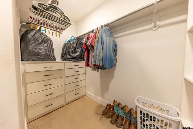 $649,999 | 281 County Road 2381, Winnsboro, TX 75494