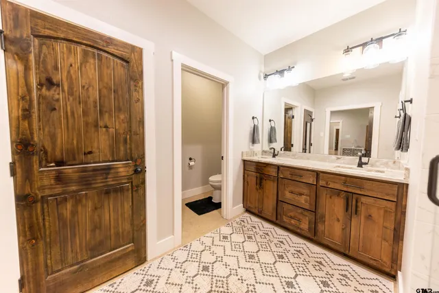 $649,999 | 281 County Road 2381, Winnsboro, TX 75494