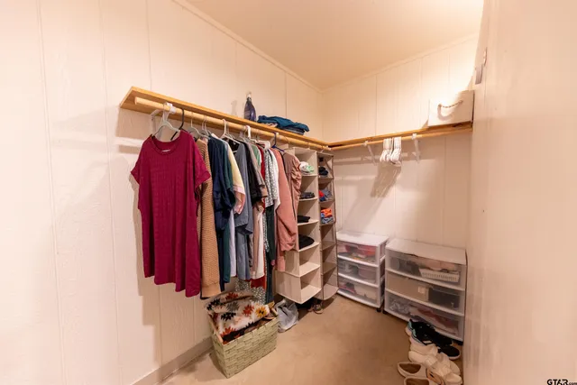 $649,999 | 281 County Road 2381, Winnsboro, TX 75494