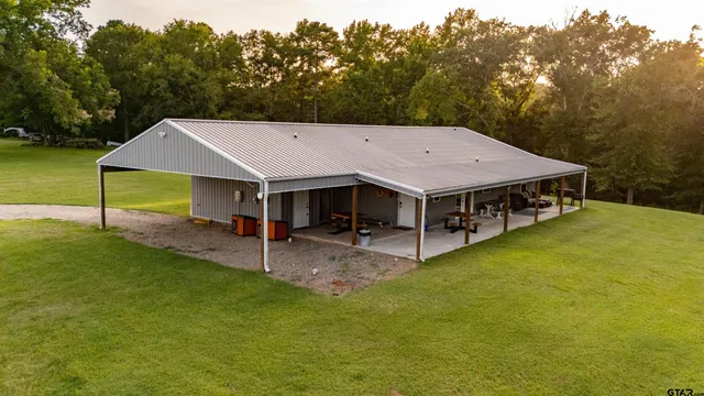 $649,999 | 281 County Road 2381, Winnsboro, TX 75494