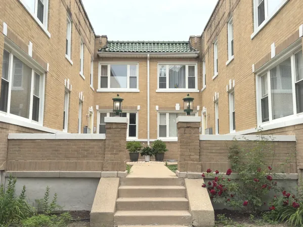 $1,750 | 5416 West Windsor Avenue, Unit 1N, Chicago, IL 60630