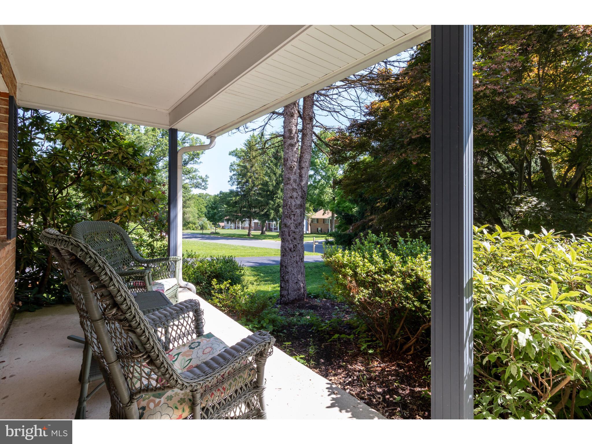 10 Bristol Knoll Road Newark, DE 19711 - Photo 3 of 33