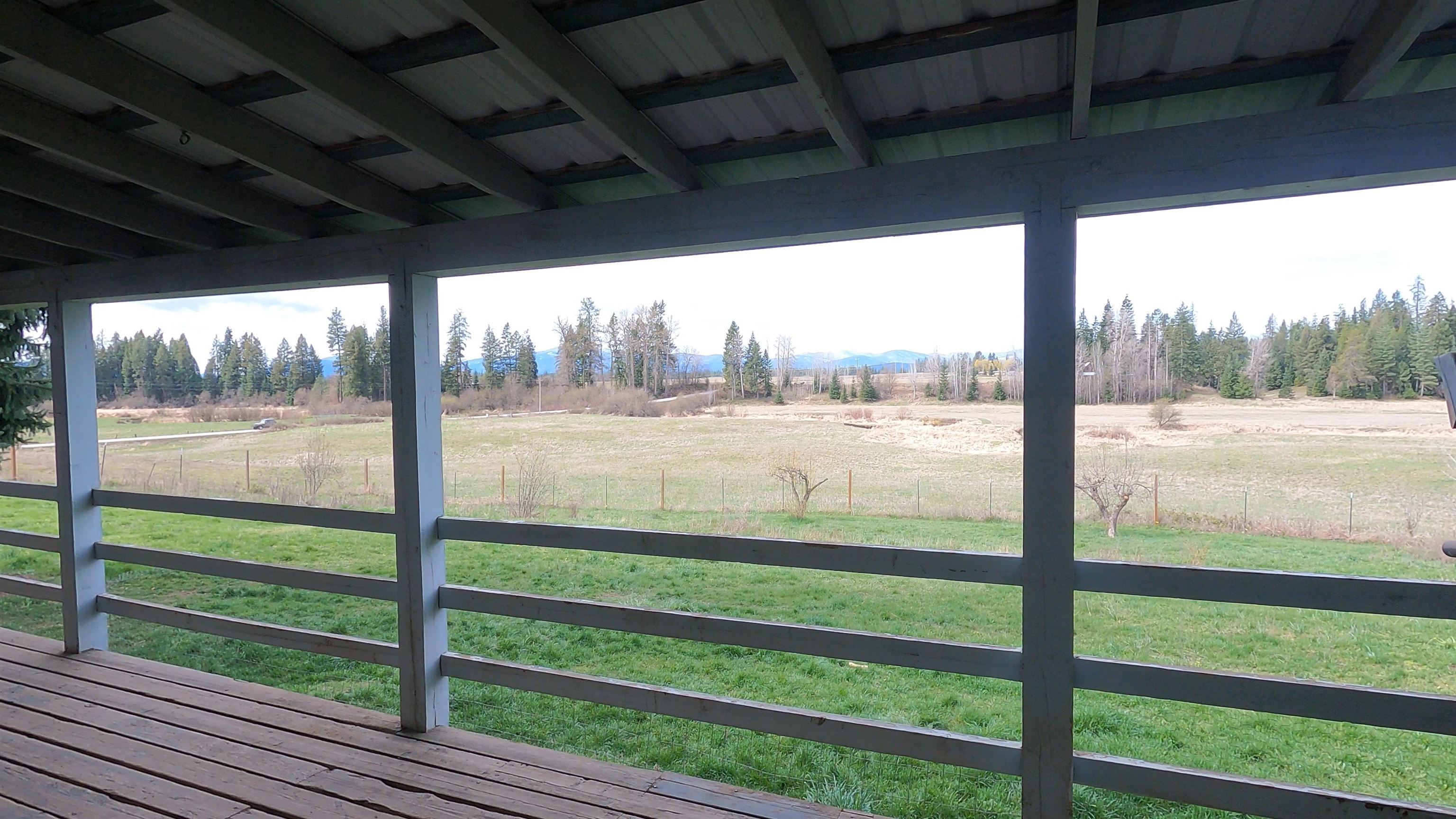 71 Frissell Road Usk, WA 99180 - Photo 2 of 29