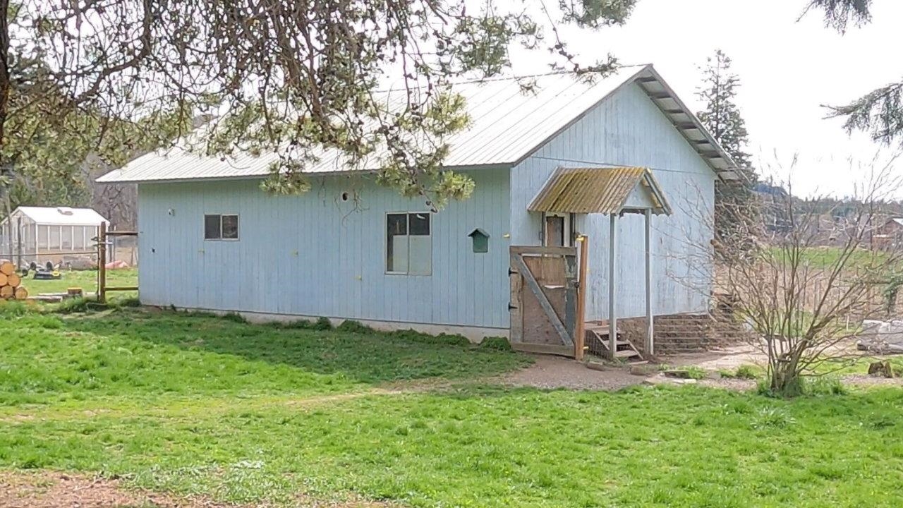 71 Frissell Road Usk, WA 99180 - Photo 7 of 29