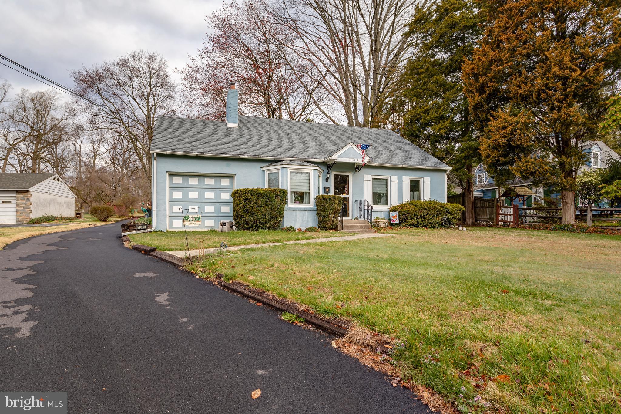 1309 Providence Road Secane, PA 19018 - Photo 1 of 35
