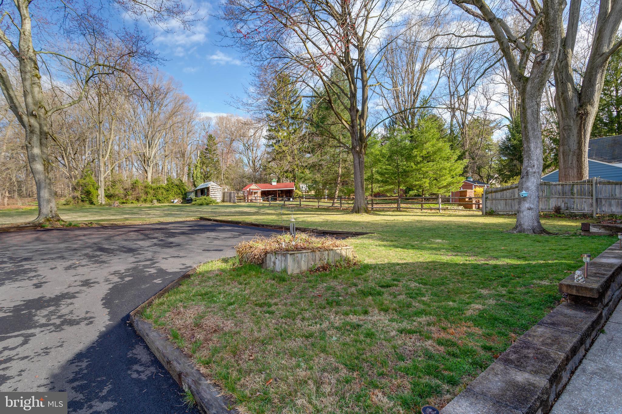1309 Providence Road Secane, PA 19018 - Photo 8 of 35