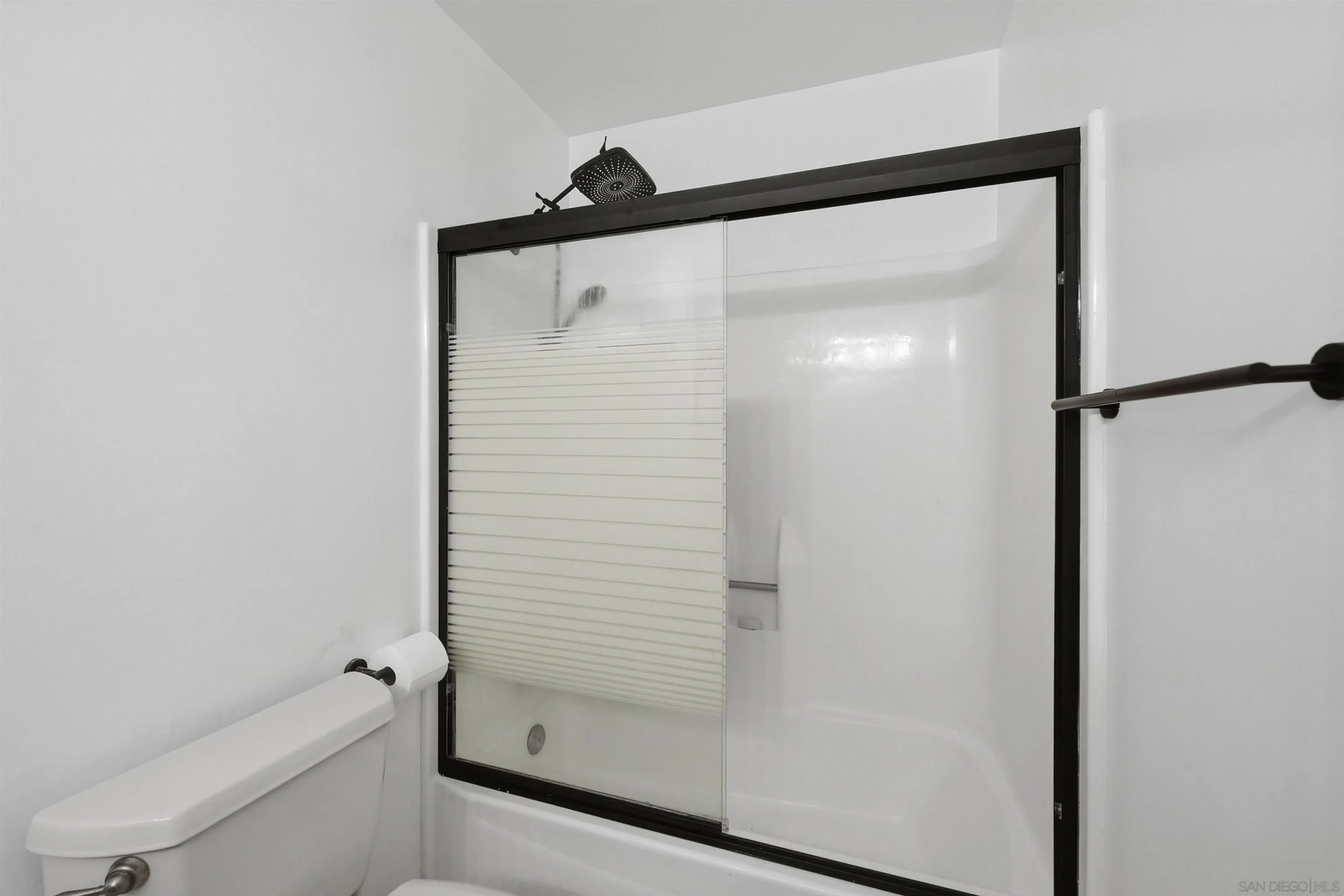 8621 Dunwoodie Road Santee, CA 92071 - Photo 23 of 32 Gallery Image 23