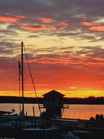 $2,299,000 | 8111 Harbor Lane, Unit 101/102, Baileys Harbor, WI 54202