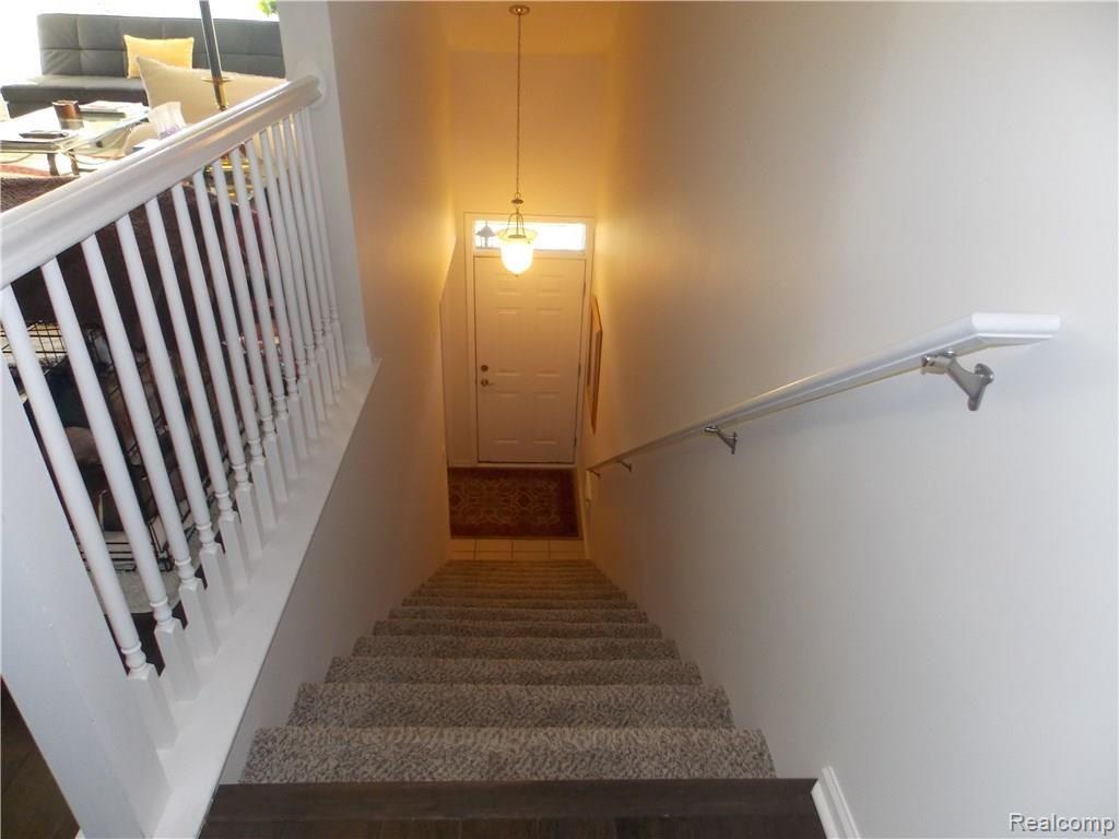 3572 Oakmonte Boulevard, Unit 99 Rochester, MI 48306 - Photo 2 of 13