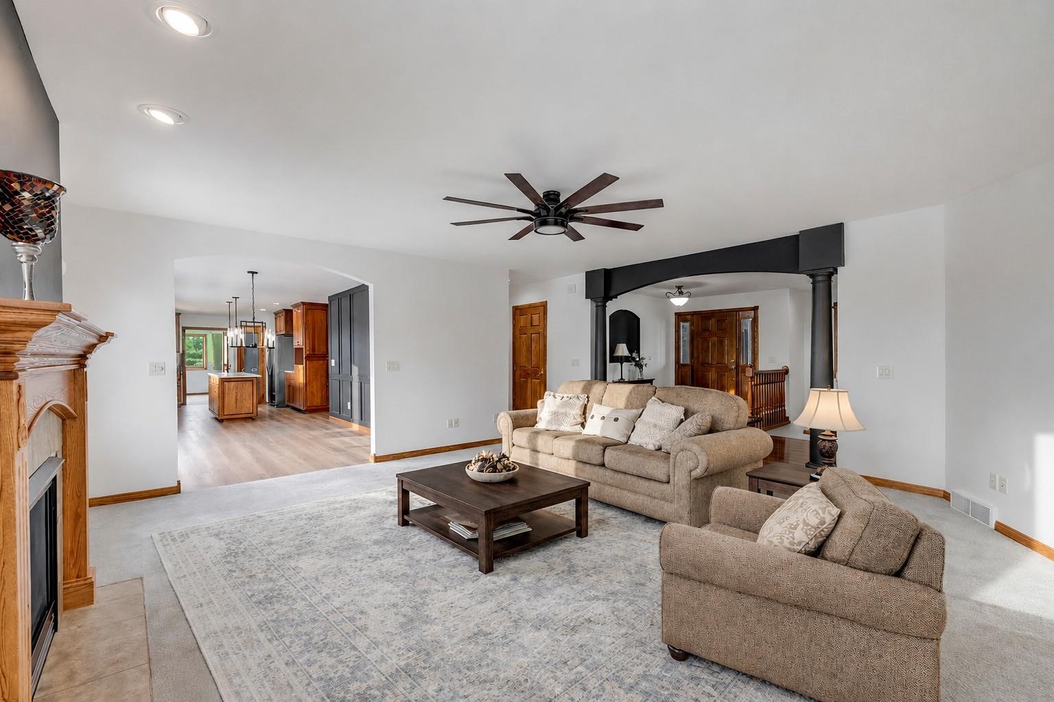 4207 Lost Dauphin Road Wrightstown, WI 54180 - Photo 5 of 40