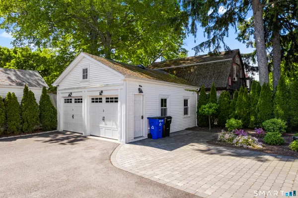 a view of a house with a patio