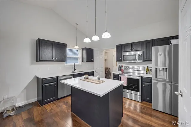 $359,400 | 2908 Elderwood Circle, High Ridge, MO 63049