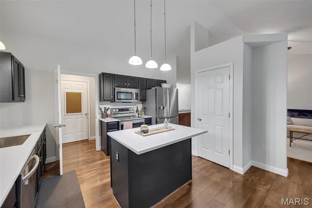 $359,400 | 2908 Elderwood Circle, High Ridge, MO 63049