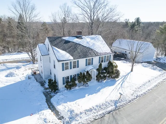 $429,900 | 222 West Townsend Road, Lunenburg, MA 01462