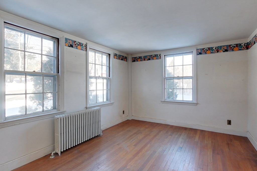 222 West Townsend Road Lunenburg, MA 01462 - Photo 18 of 40