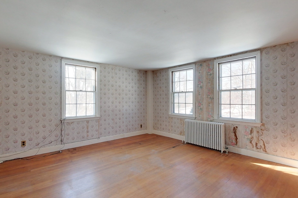 222 West Townsend Road Lunenburg, MA 01462 - Photo 29 of 40