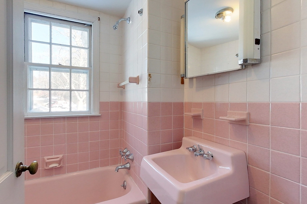 222 West Townsend Road Lunenburg, MA 01462 - Photo 33 of 40