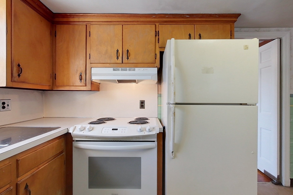 222 West Townsend Road Lunenburg, MA 01462 - Photo 4 of 40