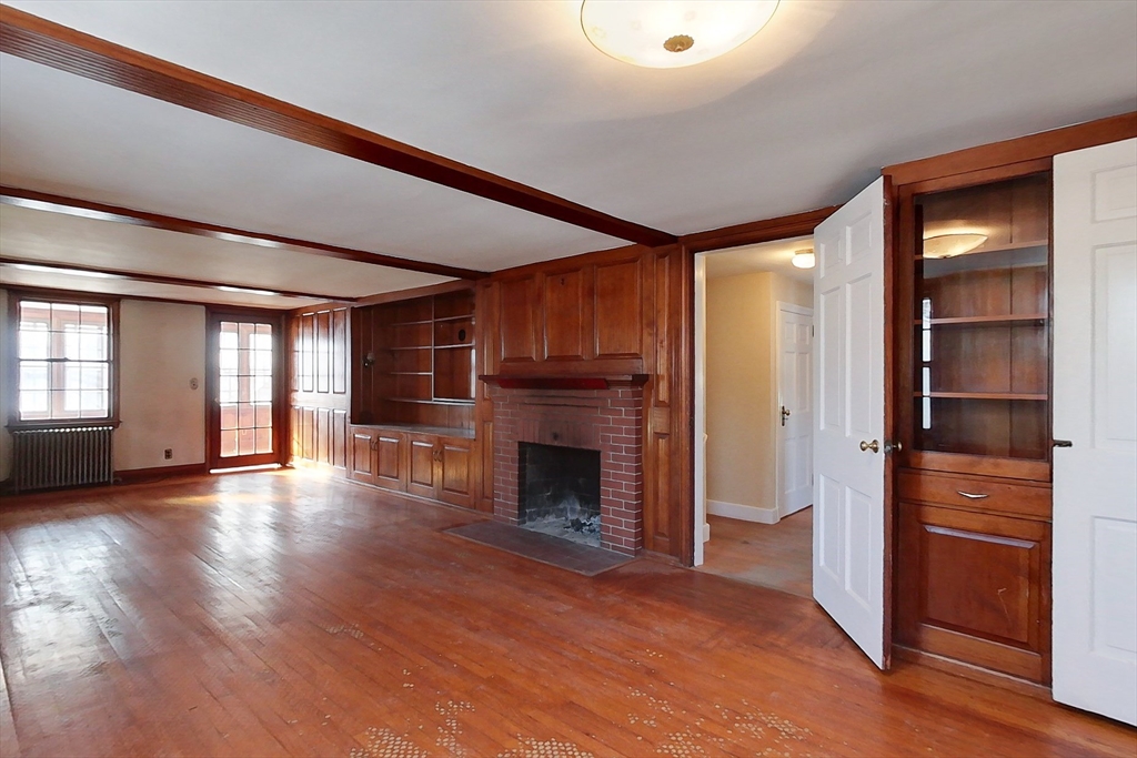 222 West Townsend Road Lunenburg, MA 01462 - Photo 8 of 40