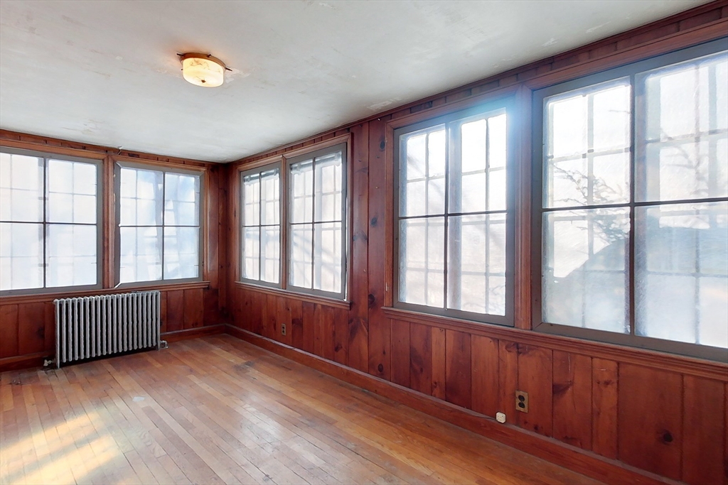 222 West Townsend Road Lunenburg, MA 01462 - Photo 10 of 40