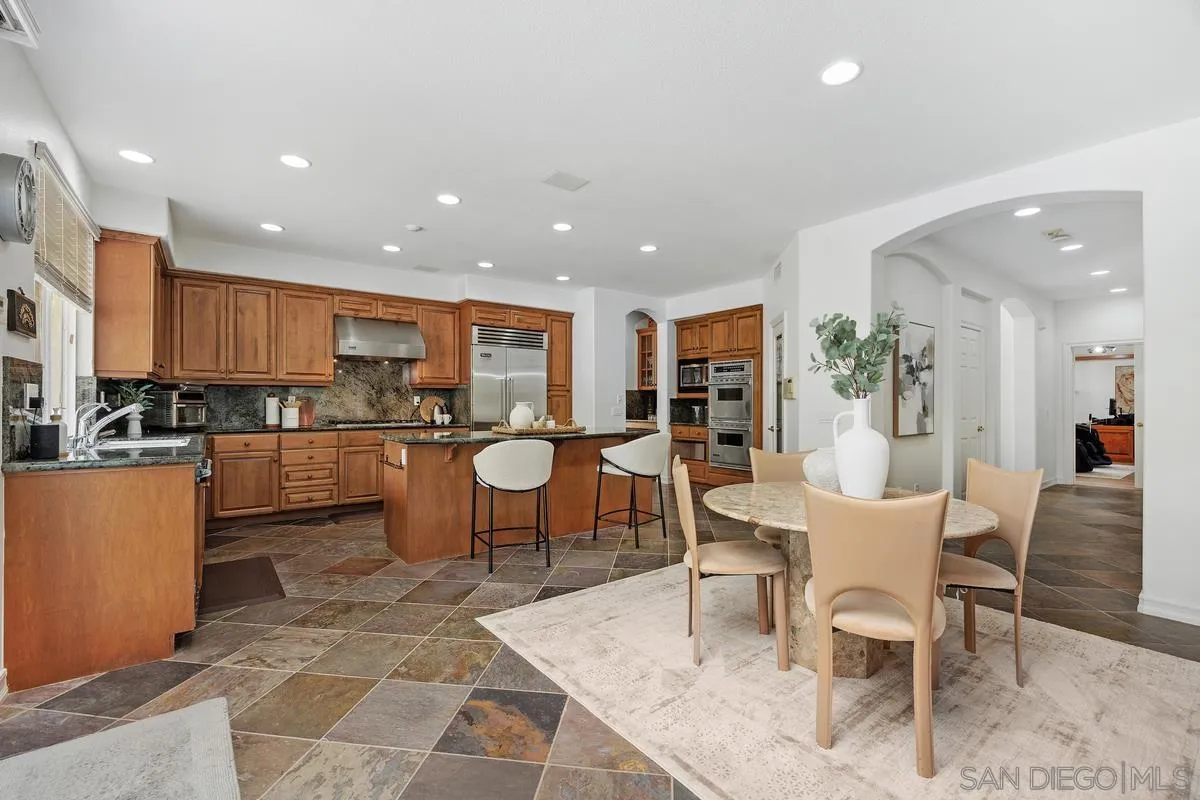 11766 Treadwell Drive Poway, CA 92064 - Photo 15 of 51