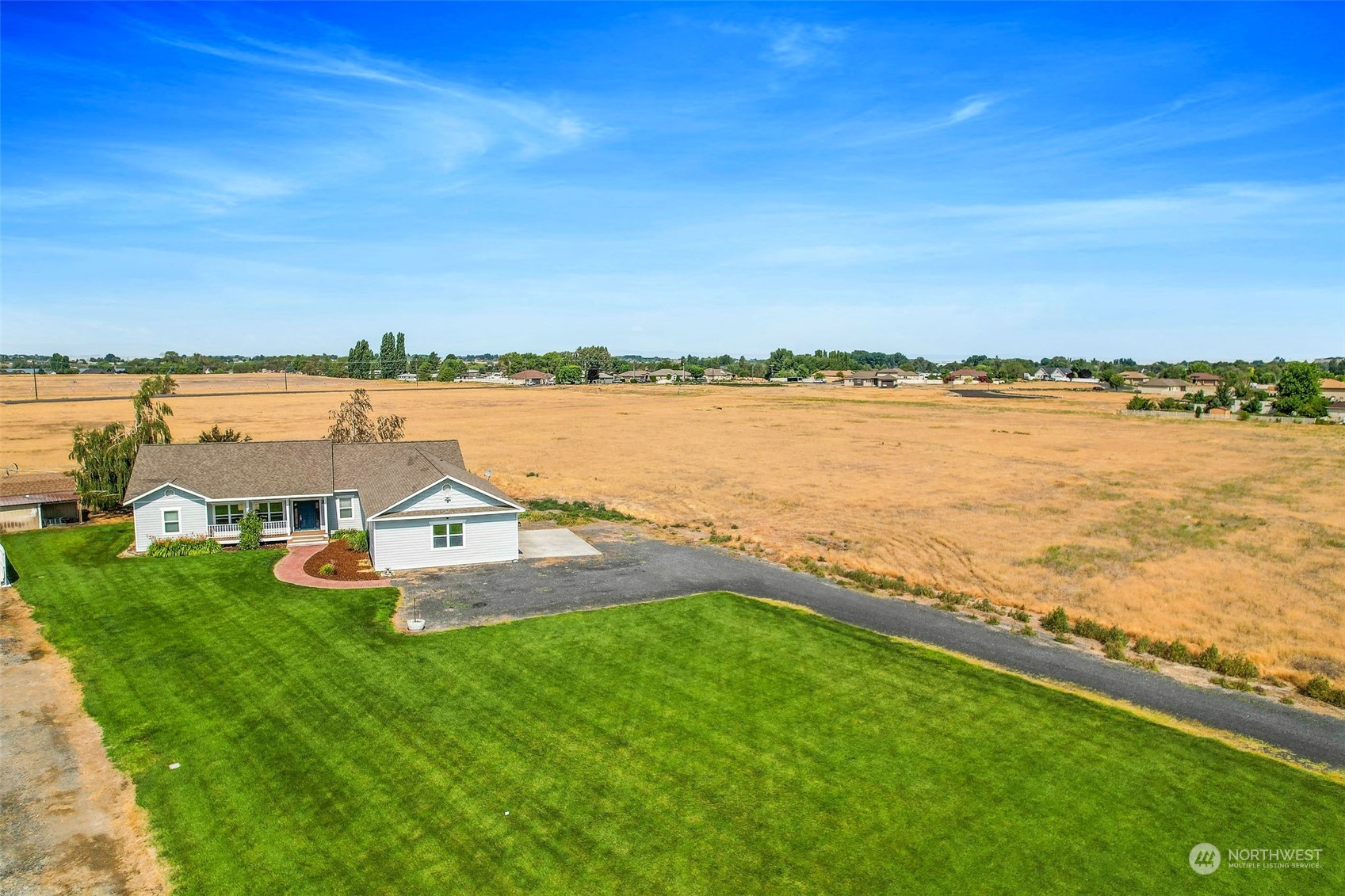 2878 Rd H Northeast Moses Lake, WA 98837 - Photo 2 of 34 Gallery Image 2