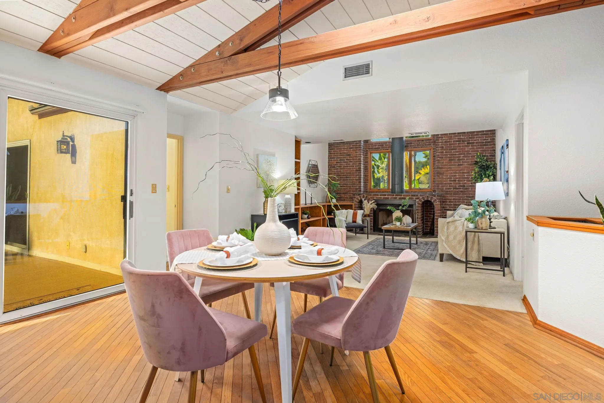 661 Union Street Encinitas, CA 92024 - Photo 7 of 60