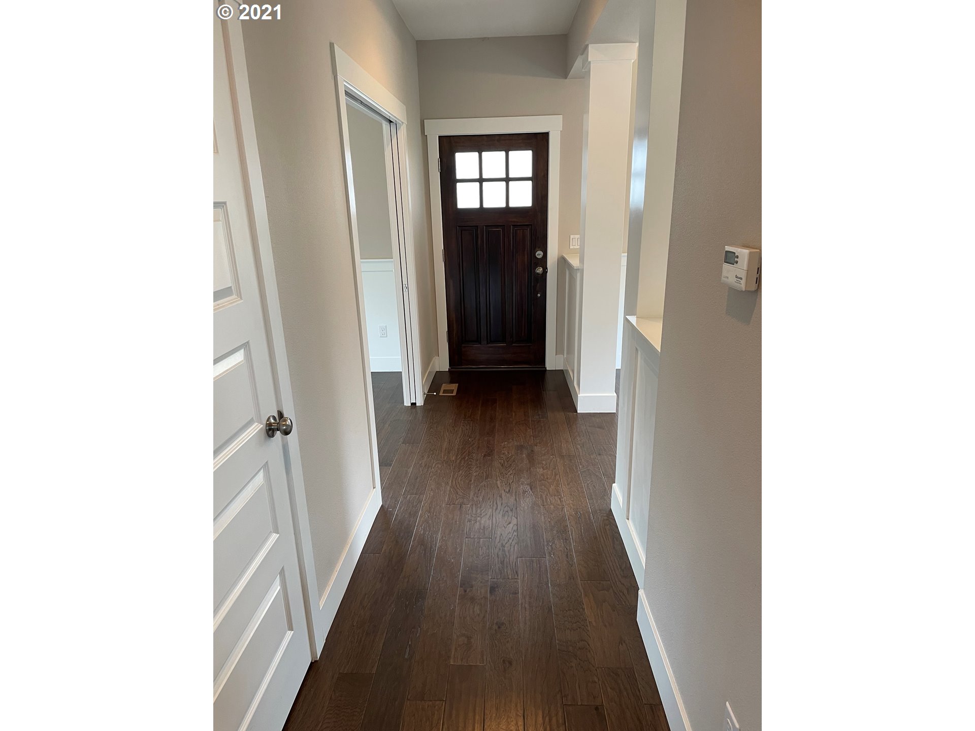 18505 Tryon Way Gladstone, OR 97027 - Photo 5 of 14 Entrance/Foyer