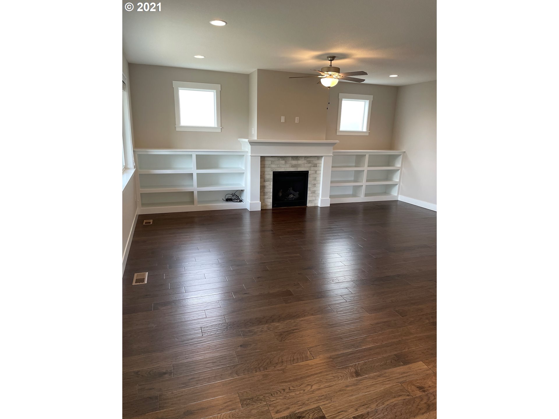 18505 Tryon Way Gladstone, OR 97027 - Photo 6 of 14 Family Room