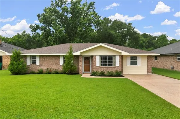 $250,000 | 404 Ellen Street, Ama, LA 70031