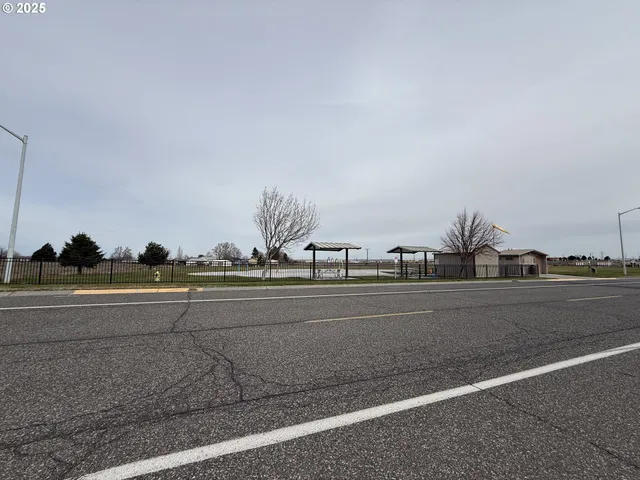 a view of a lake view