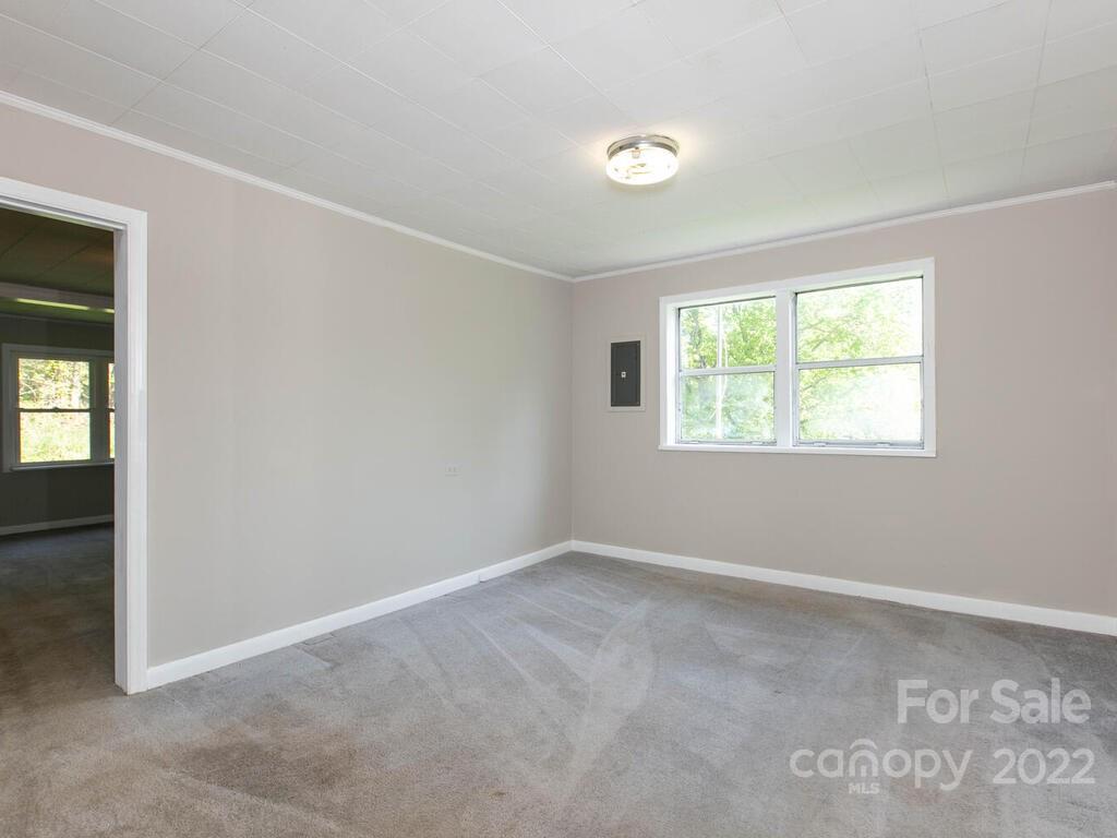 381 Reeves Cove Road Candler, NC 28715 - Photo 15 of 33 Gallery Image 15