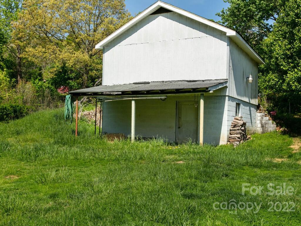 381 Reeves Cove Road Candler, NC 28715 - Photo 23 of 33 Gallery Image 23