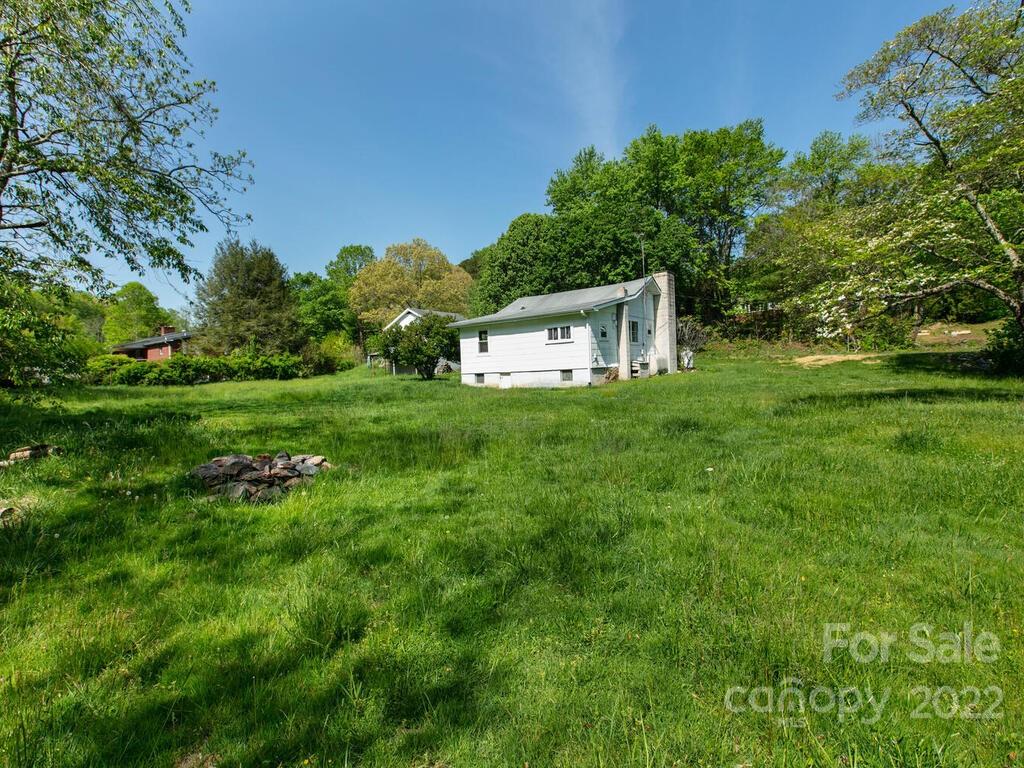 381 Reeves Cove Road Candler, NC 28715 - Photo 32 of 33 Gallery Image 32