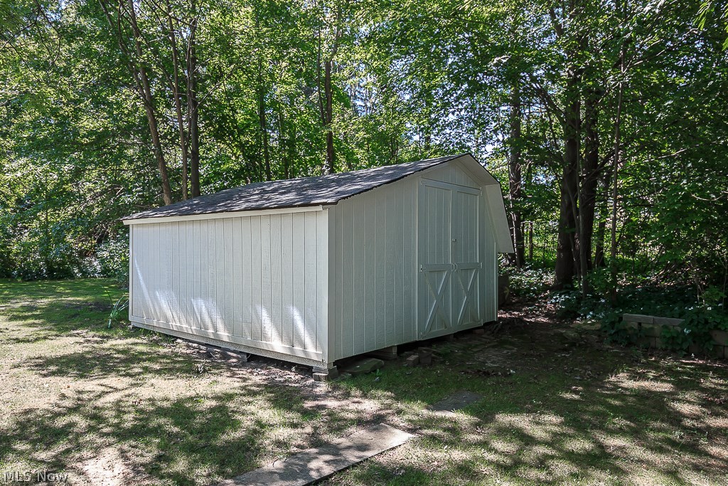 9415 Hoose Road Mentor, OH 44060 - Photo 18 of 27 Gallery Image 18