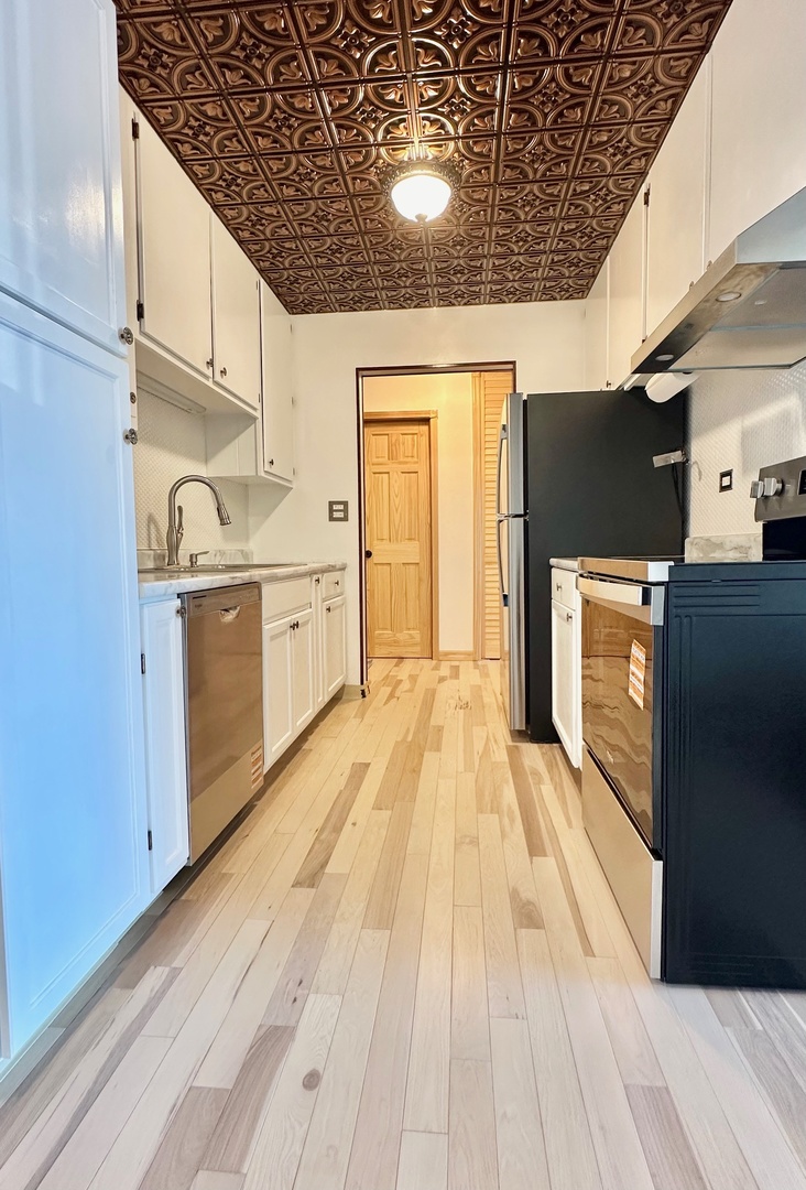 880 East Old Willow Road, Unit 282 Prospect Heights, IL 60070 - Photo 7 of 15