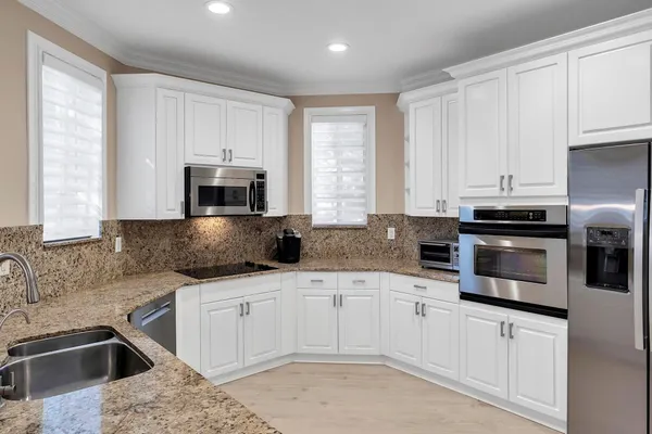 $899,000 | 2857 Kinsington Circle, Unit 174, Weston, FL 33332