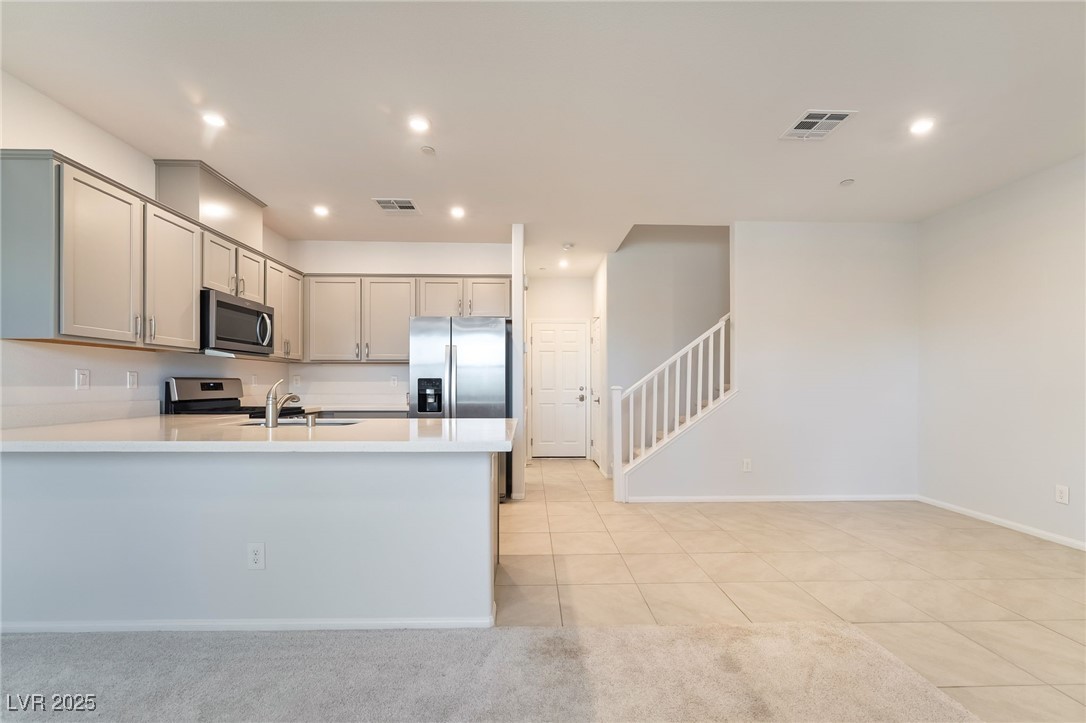 480 Filaree Place Henderson, NV 89015 - Photo 12 of 37