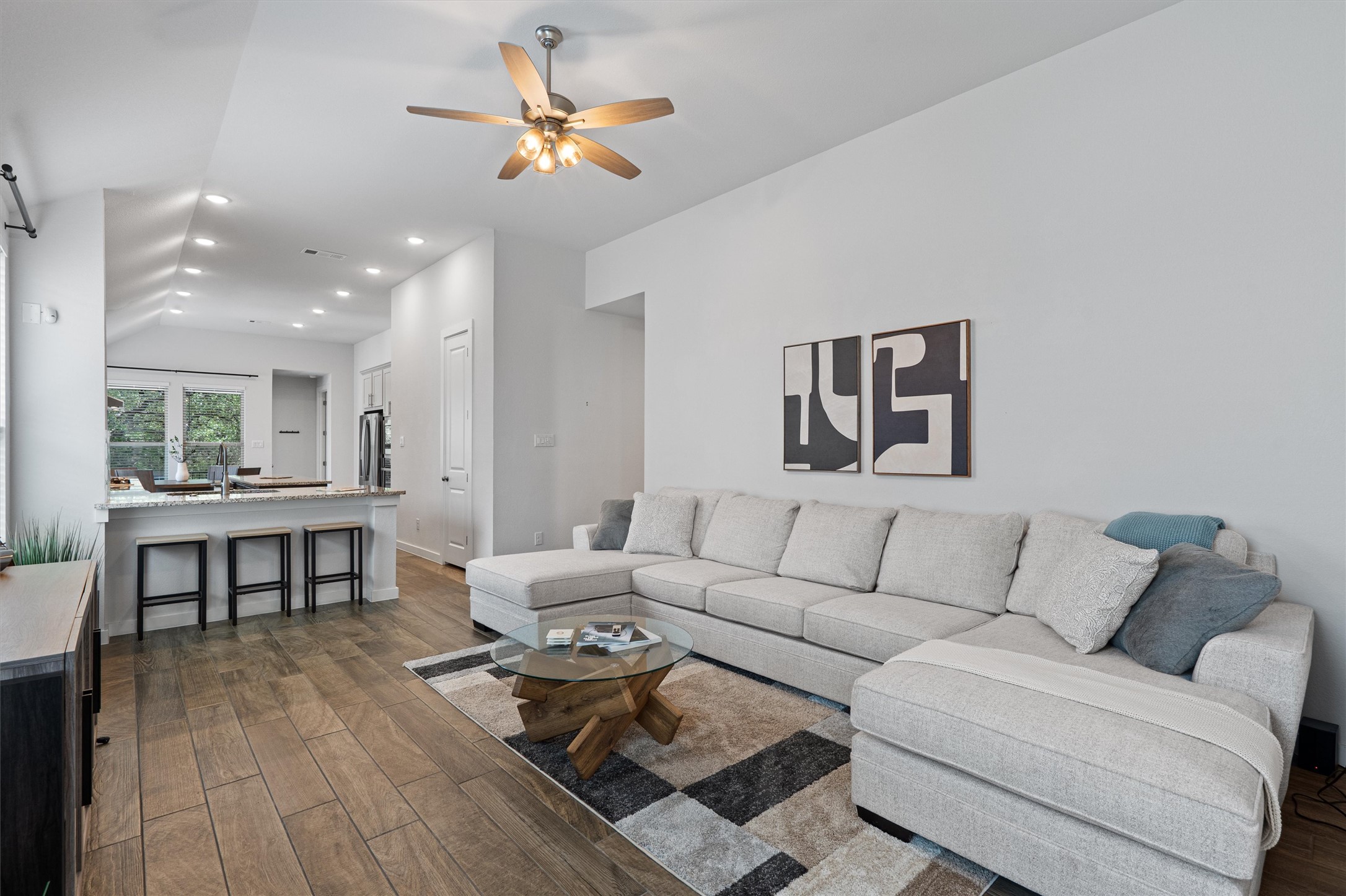 104 Arrowhead Mound Road Georgetown, TX 78628 - Photo 10 of 39
