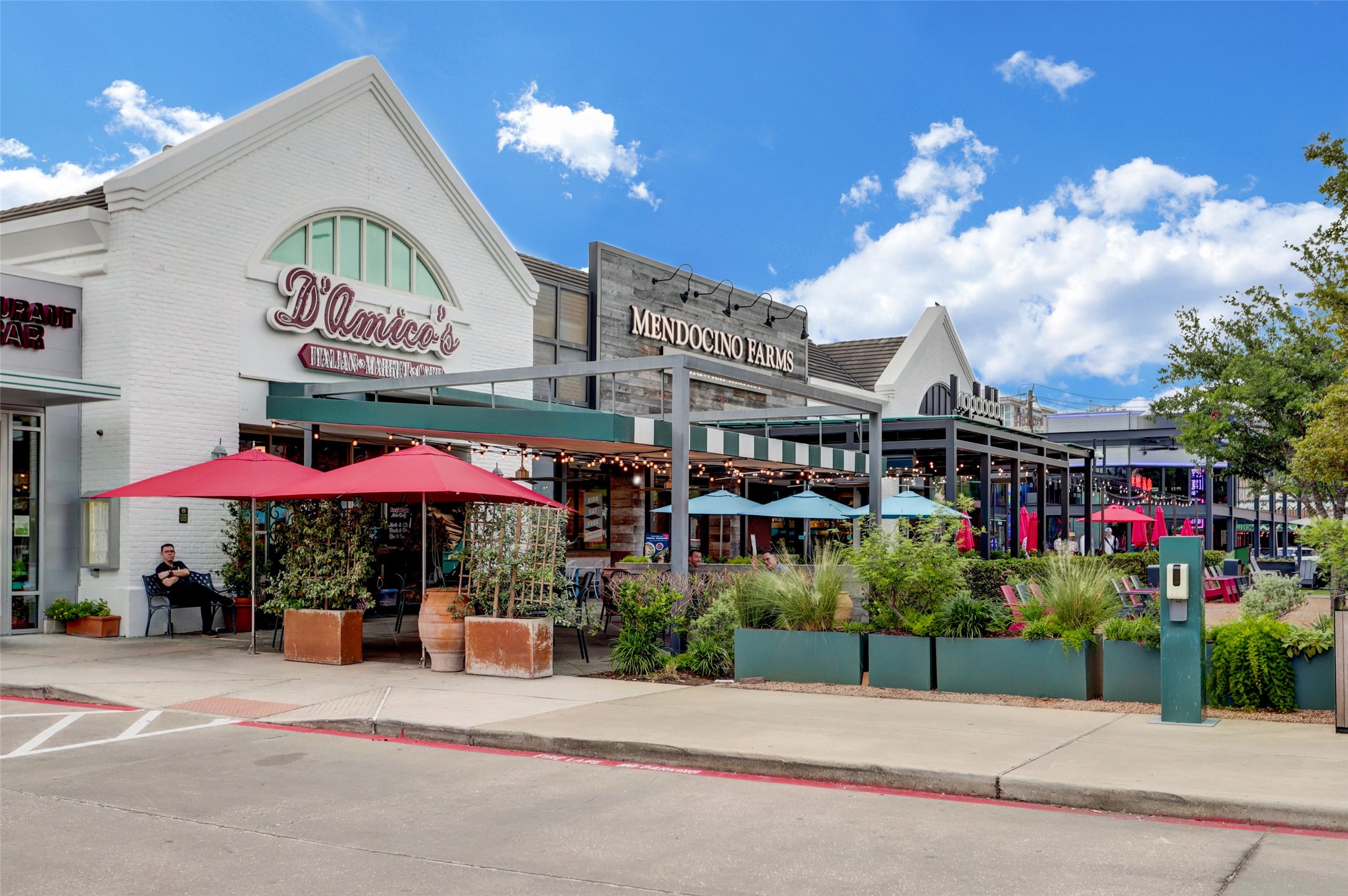 5218 Crawford Street Houston, TX 77004 - Photo 21 of 22 Rive Village is Houston's oldest shopping area !! Enjoy all the great restaurants and shopping just 5 minutes away ---