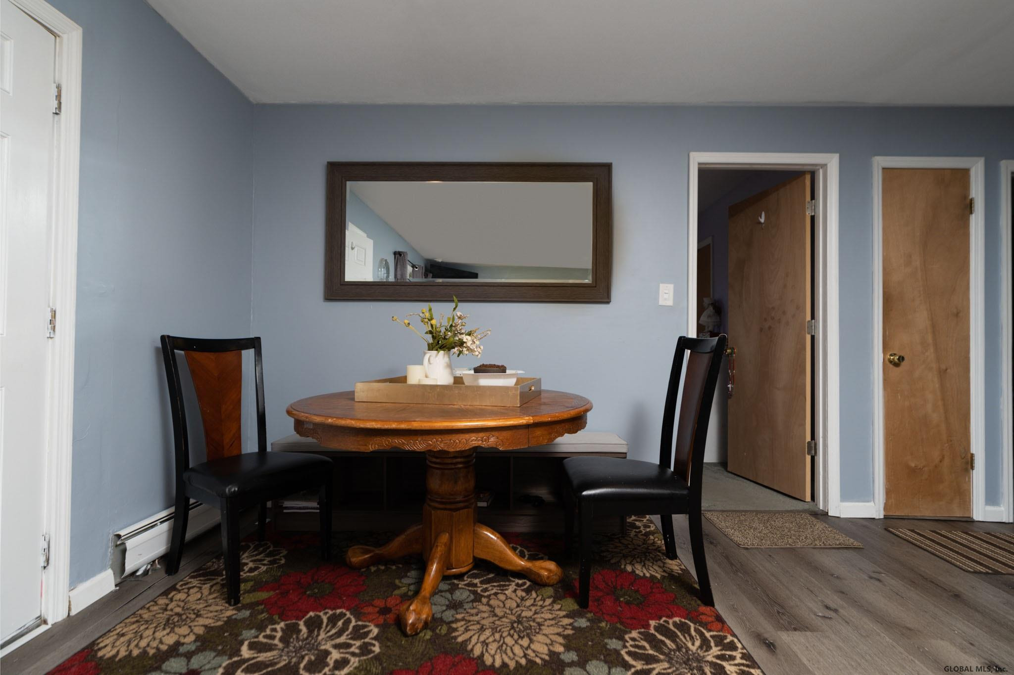 3 Charles Road Colonie, NY 12110 - Photo 4 of 24 Photo 4