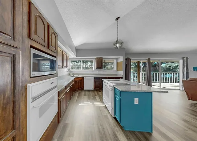 $779,000 | 9211 River Cove Drive, Riverview, FL 33578