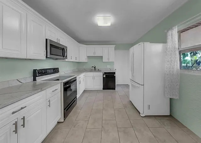 $779,000 | 9211 River Cove Drive, Riverview, FL 33578