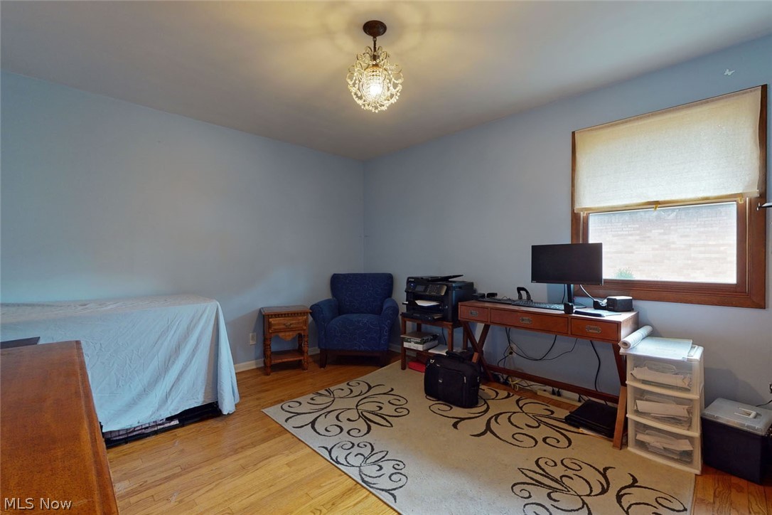7339 Oakwood Road Parma, OH 44130 - Photo 18 of 28