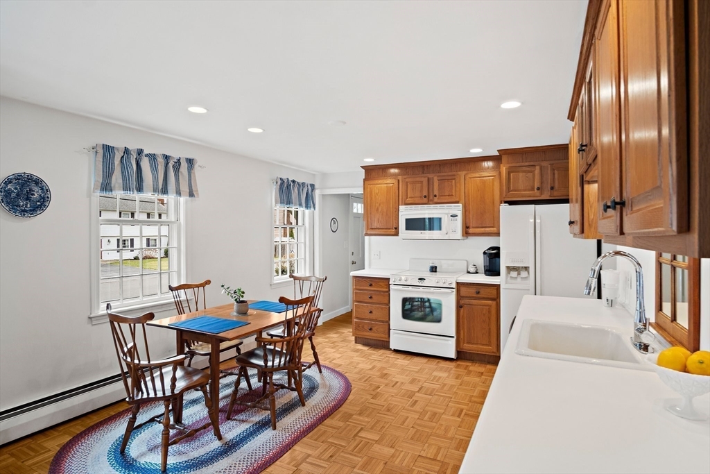 4 Canterbury Road Woburn, MA 01801 - Photo 11 of 38 Gallery Image 11