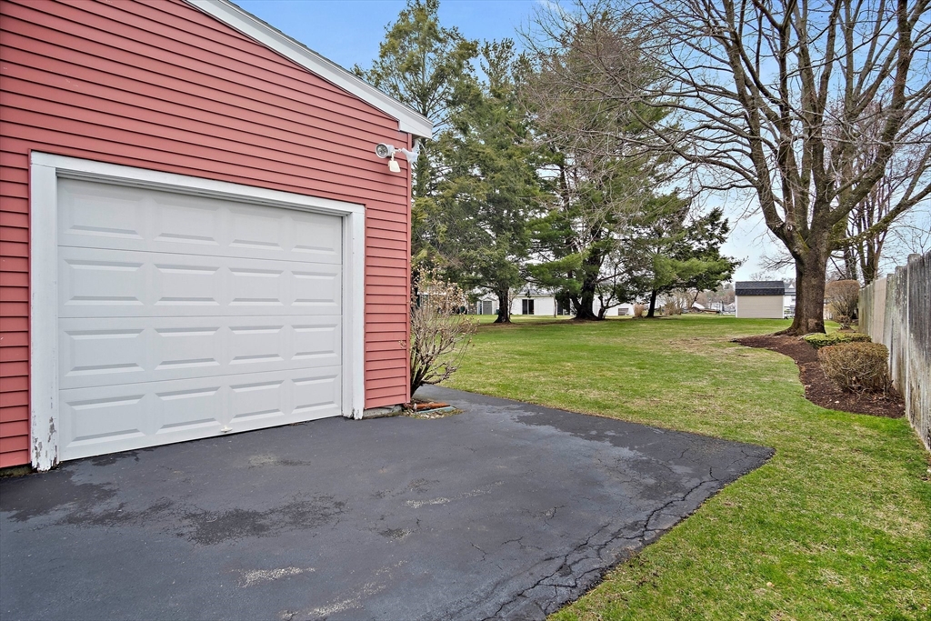 4 Canterbury Road Woburn, MA 01801 - Photo 31 of 38 Gallery Image 31