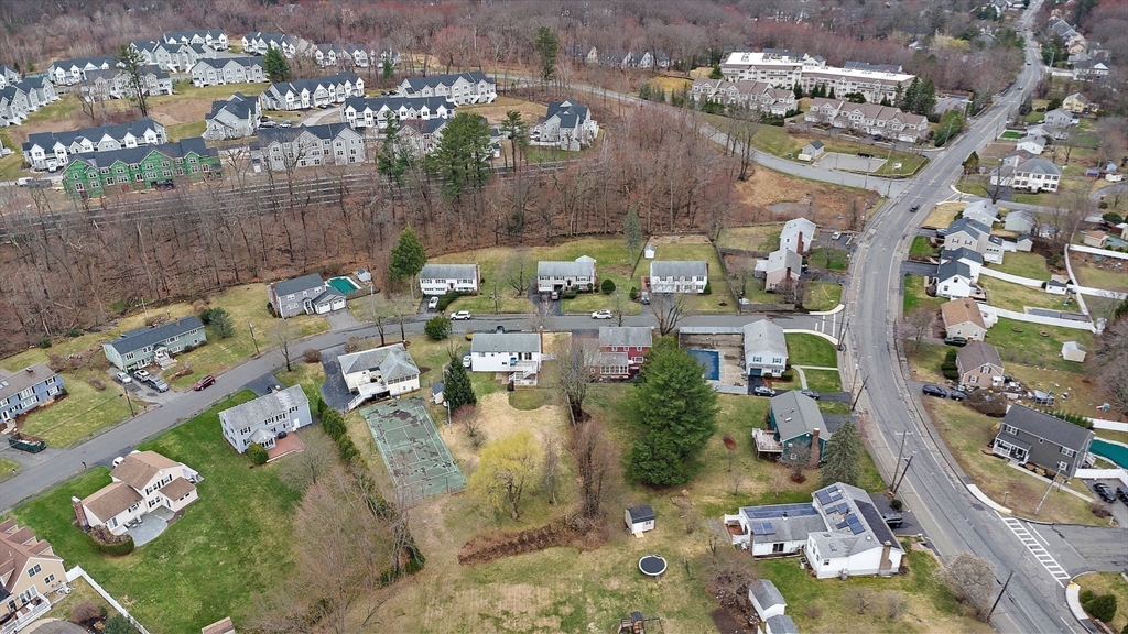 4 Canterbury Road Woburn, MA 01801 - Photo 37 of 38 Gallery Image 37