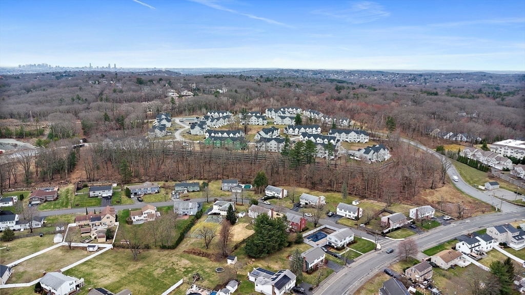 4 Canterbury Road Woburn, MA 01801 - Photo 38 of 38 Gallery Image 38