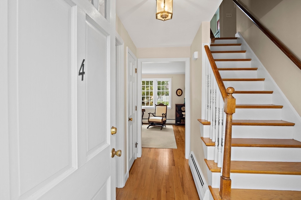 4 Canterbury Road Woburn, MA 01801 - Photo 4 of 38 Gallery Image 4